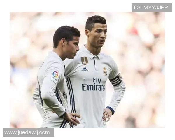 回顾2014年意大利与荷兰经典对决的精彩瞬间与战术分析 回顾2014年意大利与荷兰经典对决的精彩瞬间与战术分析